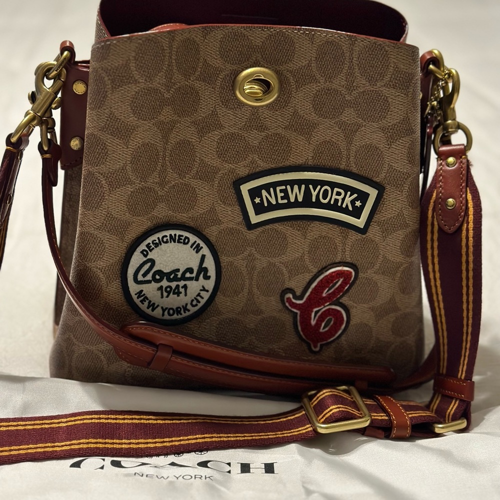 Coach Willow Signature Canvas Patches Bucket Bag